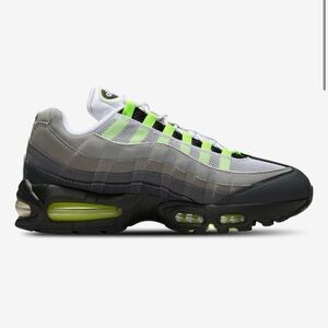 Nike Air Max 95 Gray and Neon Green Shoes Size US 9.5 EUR 43 27.5 CM Authentic